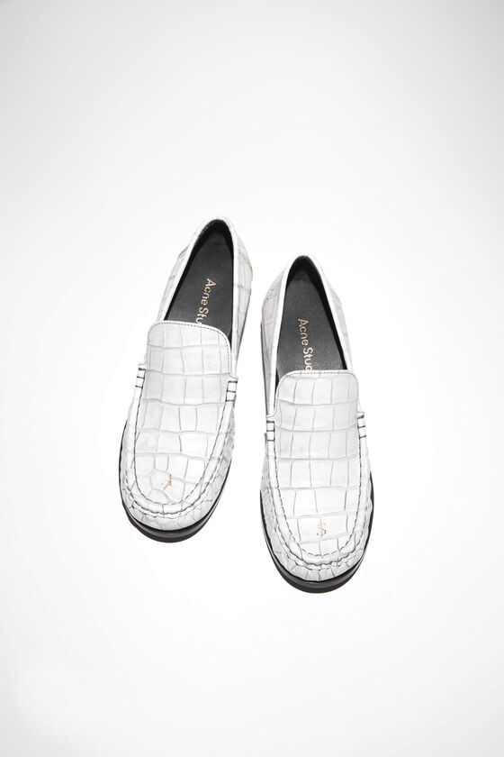 (image for) User-Friendly Leather loafers